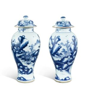 Paar blauw-wit porseleinen vazen met landschapsdecor - Qing-dynastie, Kangxi-periode